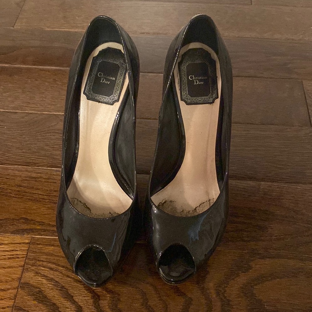 Christian Dior black patent pump
